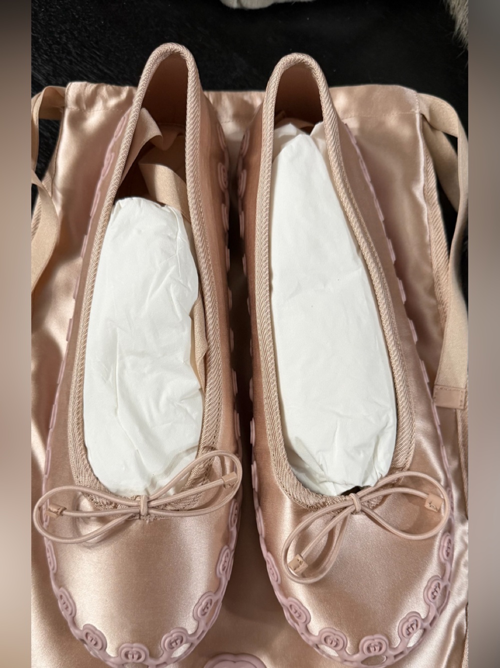 Gucci | BRAND NEW! Satin Ballet Flats Size: 39 - Picture 3 of 8